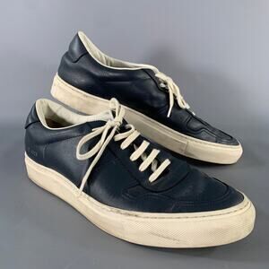 COMMON PROJECTS Size 9 Navy Leather Lace Up Sneakers